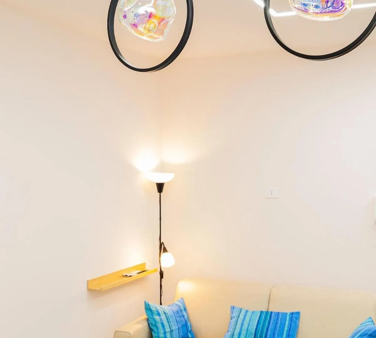 Apartment Comfy&Stylish Apt In Rome