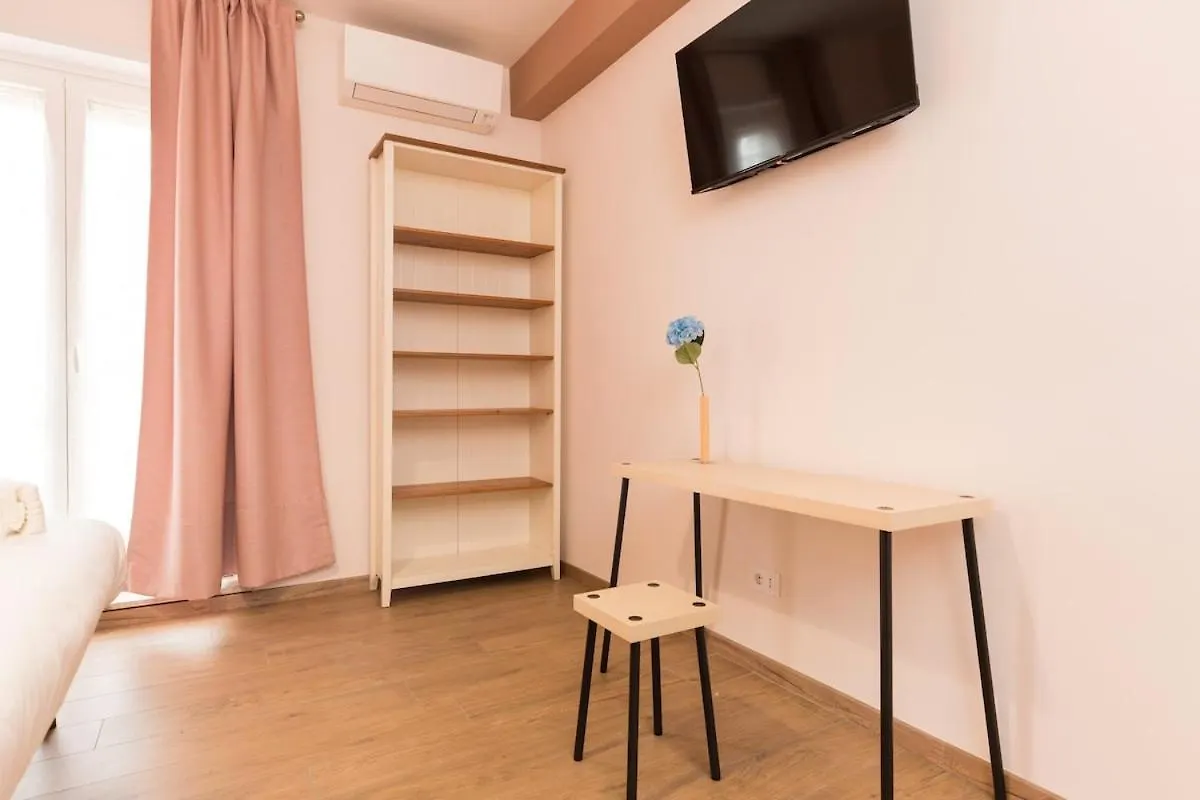 Comfy&Stylish Apt In Rome 0*,  Italy