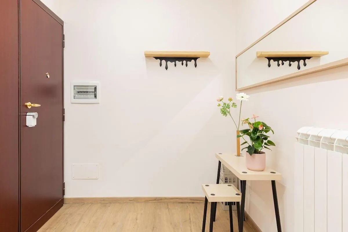 Apartment Comfy&Stylish Apt In Rome